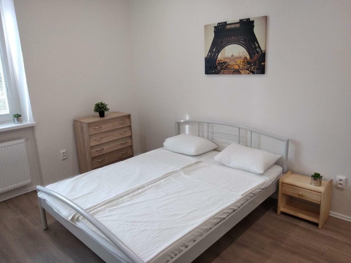 Kate & Jenny Apartments - Cosy Place In The City Center 布拉迪斯拉发 外观 照片
