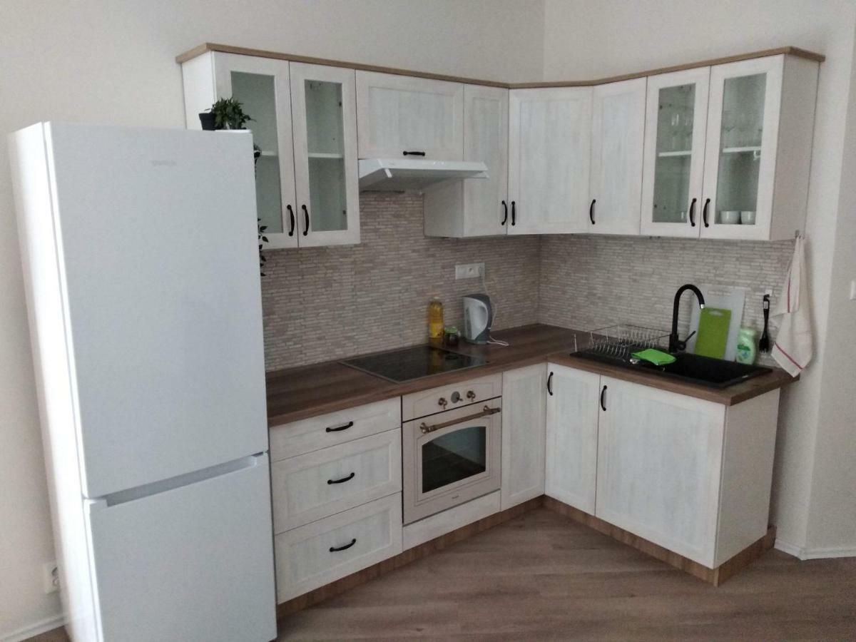 Kate & Jenny Apartments - Cosy Place In The City Center 布拉迪斯拉发 外观 照片