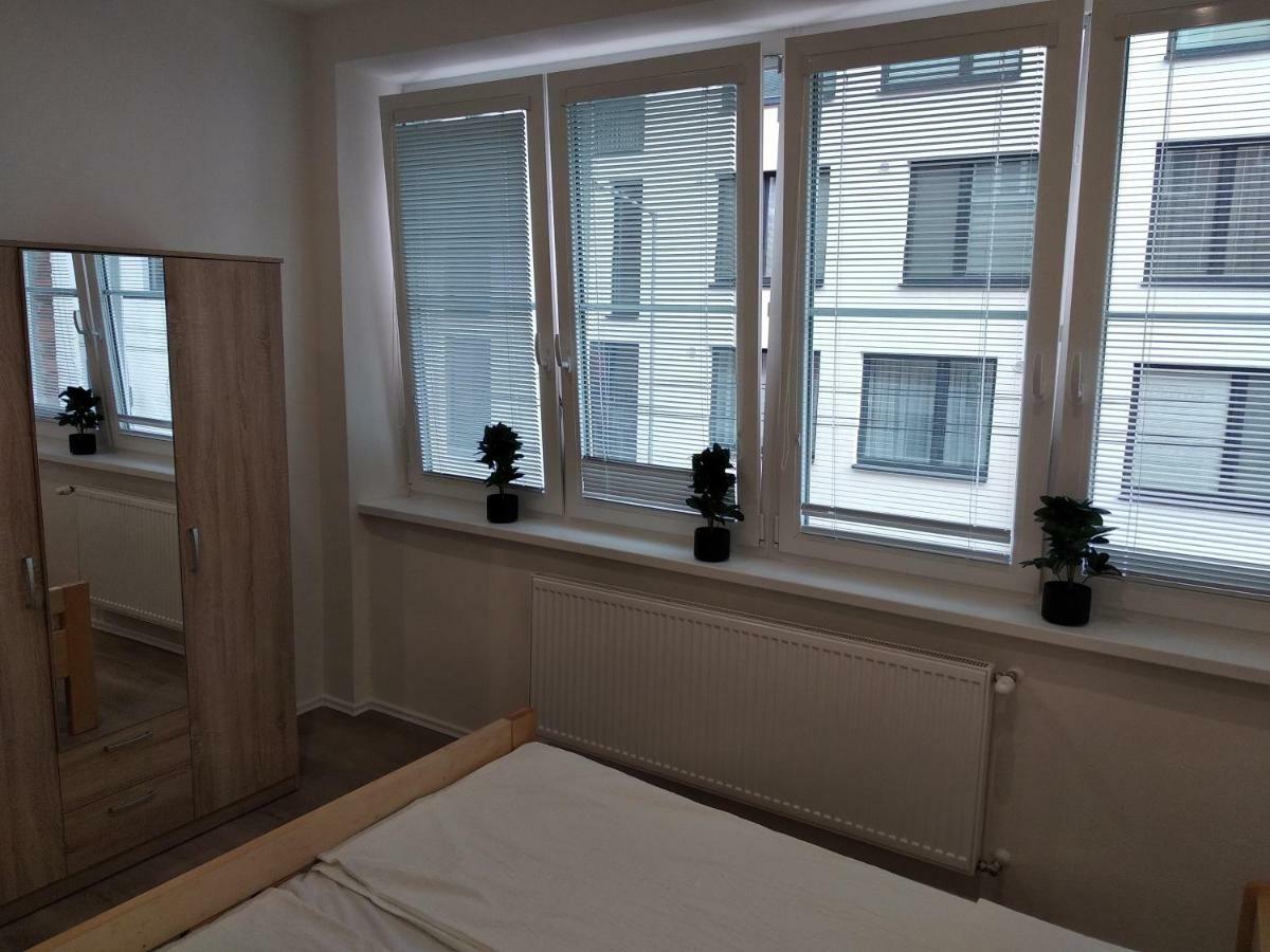 Kate & Jenny Apartments - Cosy Place In The City Center 布拉迪斯拉发 外观 照片