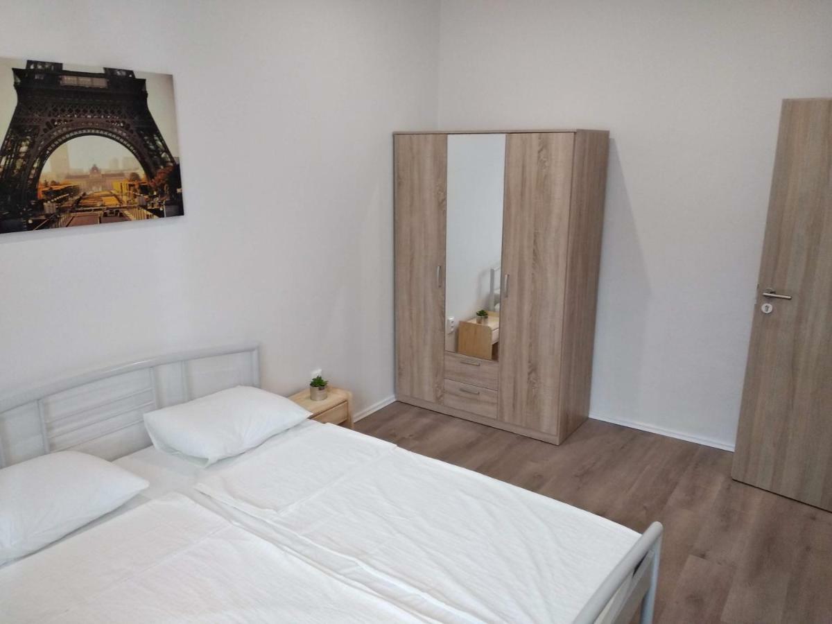 Kate & Jenny Apartments - Cosy Place In The City Center 布拉迪斯拉发 外观 照片